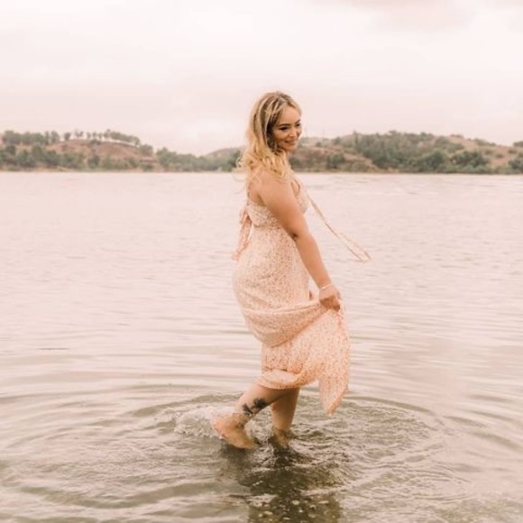 Meet your Posher, Alma - Picture 1 of 1